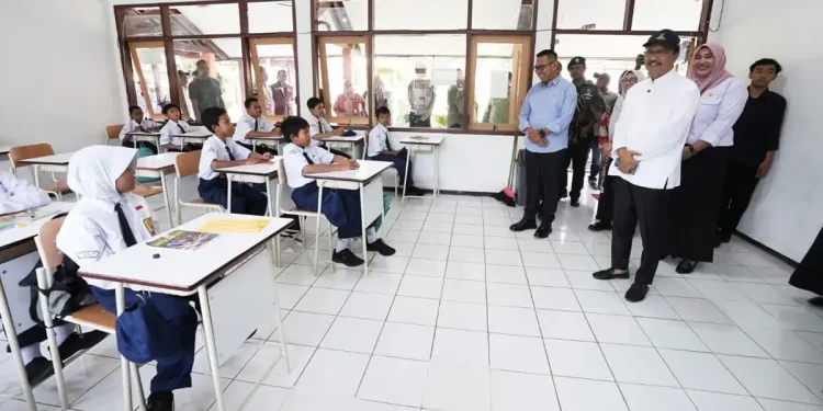 Mensos Gus Ipul