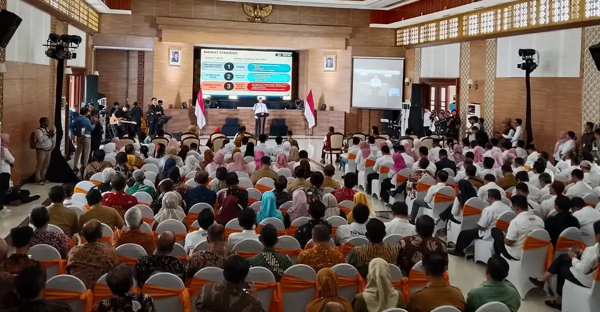 Mensos sambutan