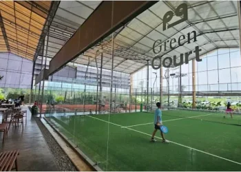 bermain padel