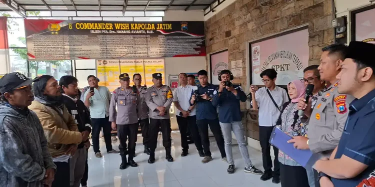 Pelaku perusakan pos Polisi