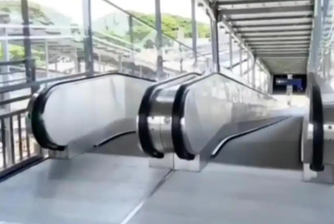 Travelator
