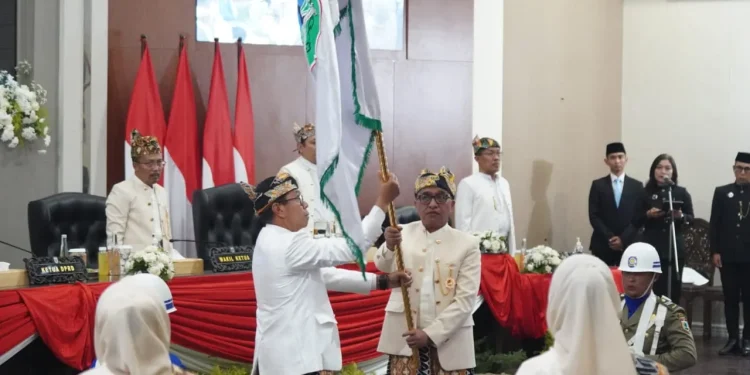 Prosesi sakral peringatan HUT Kota Batu ke-24 lewat Rapat Paripurna Peringatan Hari Jadi ke-24 Kota Batu. Foto: Dok