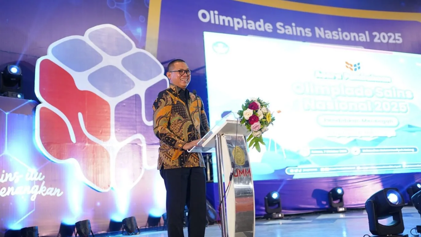 Staf Ahli Menteri Bidang Manajemen Talenta Kemendikdasmen RI Dr. Mariman Darto, S.E., M.Si. saat sambutan. Foto: Azmy