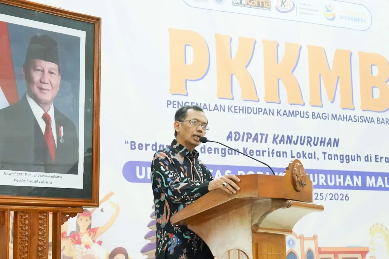Sambutan Wakil Rektor I Unikama, Dr. Choirul Huda, M.Si dalam acara Studium Generale. /Foto: Dok. Unikama.