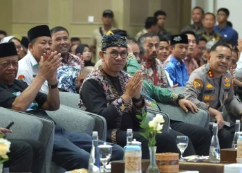Jajaran Forkopimda Kota Batu saat menghadiri refleksi HUT ke-24 bersama Pokja Peningkatan Status. Foto: Azmy