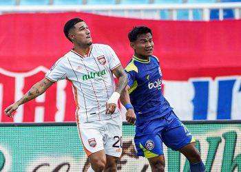 Sederet fakta menarik tercipta di laga Arema FC vs Borneo FC yang berakhir dengan kemenangan 1-3 untuk tim tamu, Minggu (26/10/2025). /Foto: Instagram @aremafcofficial.