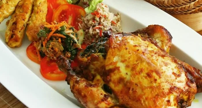 Rekomendasi 5 tempat makan ayam betutu Bali di Malang lengkap dengan alamat, jam operasional, dan informasi singkat. /Foto: Pinterest/Motamoto.