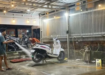 Ilustrasi tempat cuci motor di Kota Malang. Foto : Pinterest