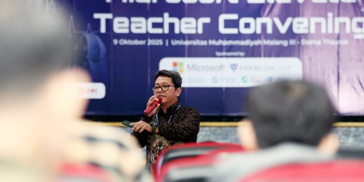 Event Microsoft Elevate Teacher Convening 2025 di Dome Theater UMM membahas peluang dan tantangan Artificial Intelligence (AI) di masa depan. /Foto: Tugumalang.id/Husni.