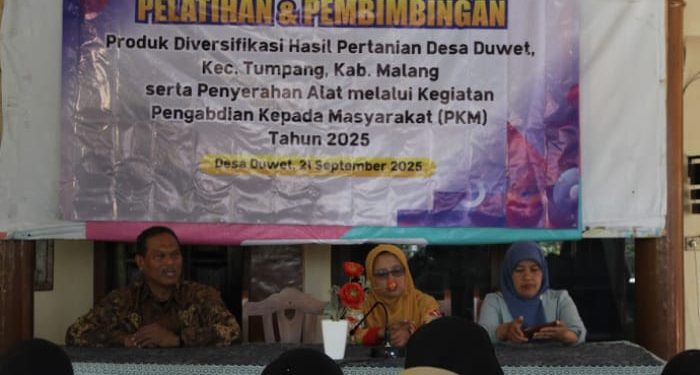 Tim Dosen Polinema kembangkan kemasan inovatif rendang analog di Desa Duwet, Kecamatan Tumpang, Kabupaten Malang untuk mendorong pemasaran produk lokal. /Foto: Dok. Tim Dosen Polinema.
