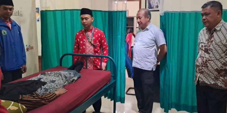 Satu siswa MTs Al Khalifah masih menjalani perawatan di RSUD Kanjuruhan. Foto: Polres Malang