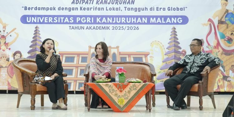 Prodi PGSD Unikama hadirkan narasumber internasional asal Spanyol dalam acara International Guest Lecture. /Foto: Dok. Unikama.