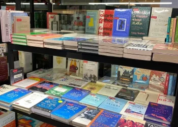 Jelajahi 5 toko buku terbaik di Malang. Foto/Instagram periplus.malang