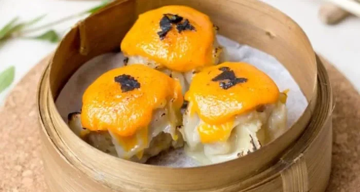 Rekomendasi dimsum mentai di Malang lengkap dengan alamat, jam buka, info menu yang menjadi favorit mahasiswa dan keluarga. /Foto: Pinterest/Macca Project