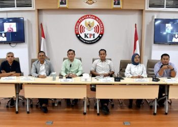KPI Pusat jatuhkan sanksi penghentian sementara waktu program Xpose Uncensored Trans7 yang dianggap menimbulkan kegaduhan publik usai menyinggung dan dianggap melecehkan kehidupan pondok pesantren. /Foto: Dok. KPI
