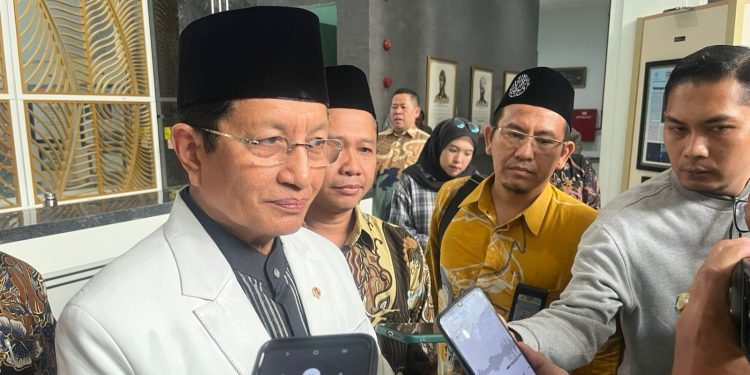 Menteri Agama Republik Indonesia, Prof. Dr. Nasaruddin Umar, M.A meminta semua pihak menghormati peran pondok pesantren usai viralnya konten Trans7 soal pondok pesantren menuai kecaman publik. /Foto: Tugumalang.id/Bagus Rachmad Saputra