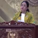 Ketua DPR RI, Puan Maharani sampaikan permohonan maaf atas kinerja DPR yang belum sempurna di Rapat Paripurna Khusus. /Foto: Tangkapan layar kanal YouTube DPR RI.