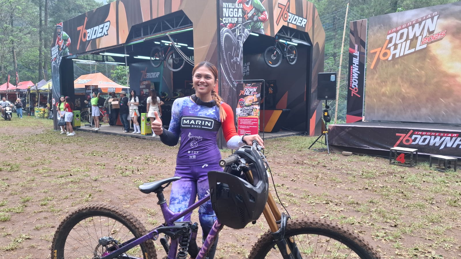 Riska Amelia Agustina, salah satu riders 76 IDH 2025 meraih waktu tercepat di sesi seeding run kelas Women Elite. Foto: Azmy