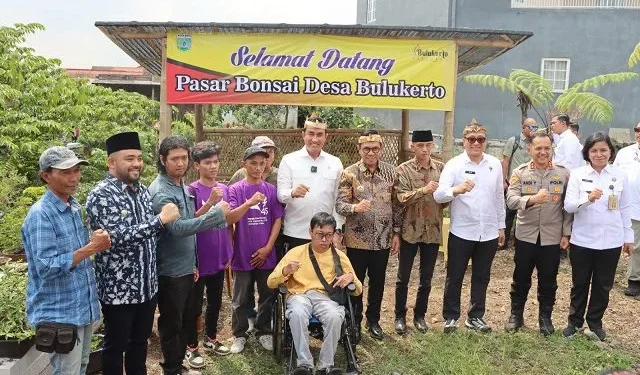 Kunjungan Kepala BNN RI Komjen Pol Suyudi ke Desa Bulukerto yang ditunjuk sebagai role model Program Desa Bersinar. Foto: Azmy