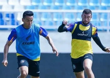 Arema FC vs Borneo FC