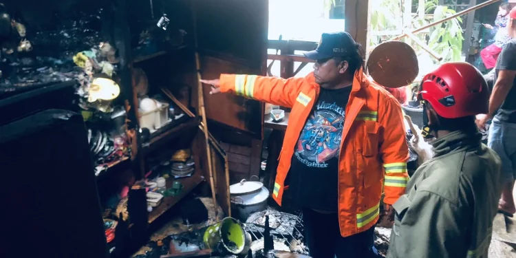 Penanganan kebakaran di lokasi kejadian. Foto: Dok