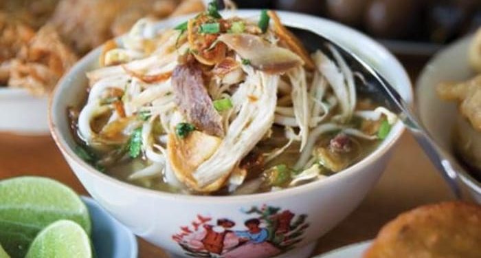 Rekomendasi Soto Kudus di Malang dengan cita rasa otentik dan legendaris yang wajib dicoba para pecinta kuliner. /Foto: Pinterest/Ratu Resep.