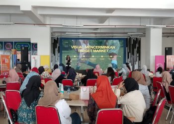 Pelatihan teknologi digital bagi pelaku UMKM di MCC. (Foto/M Sholeh)