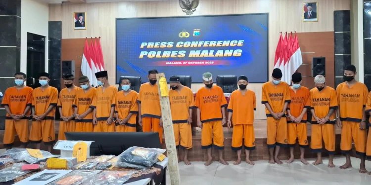 Para tersangka pengedar narkoba. Foto: Aisyah Nawangsari Putri