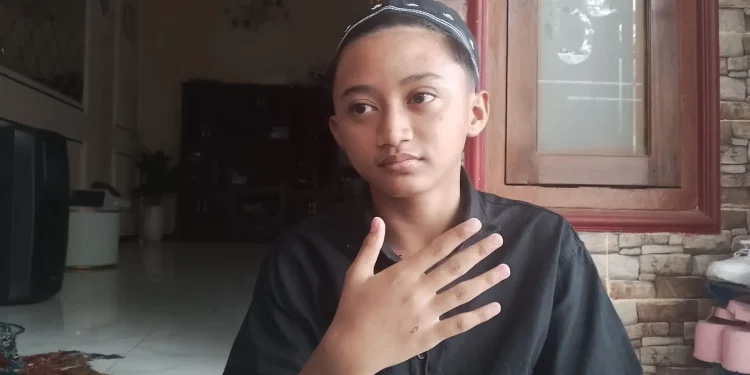 Santri Ponpes Al Khozyni Sidoarjo asal Kota Malang memberikan kesaksian (M Sholeh)
