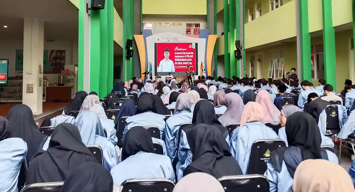 Anggota MPR RI, Hasanuddin Wahid 