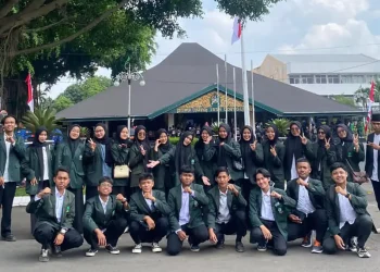 Mahasiswa Al-Qolam