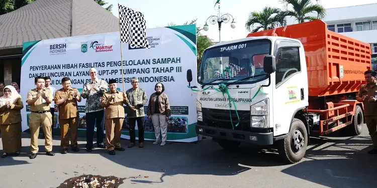 Pemkab Malang luncurkan layanan persampahan
