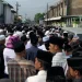 Ribuan orang mengantarkan Nyai Hj Mamnunah Yahya ke peristirahatan terakhirnya. Foto/Irham Thoriq