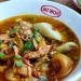 Nikmati kelezatan lontong kikil Surabaya di Malang dengan rekomendasi tempat terbaik. /Foto: Pinterest/Lincoln Elvin