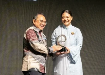 Penganugerahan penghargaan Indonesia’s Best Managed Companies 2025 kepada ParagonCorp. Foto: Dok