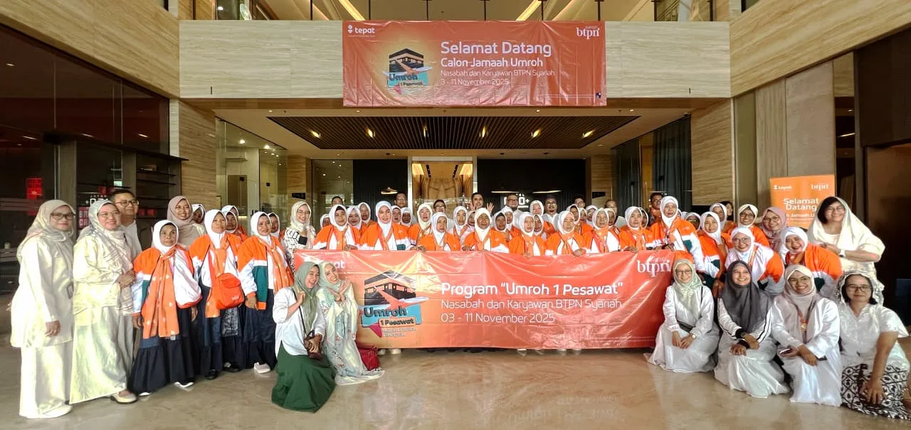 Pemberangkatan umrah gratis oleh BTPN Syariah. Foto: Dok.