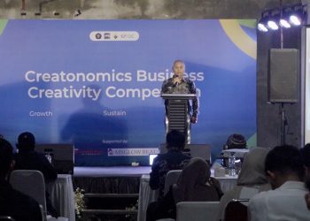 Ketua Departemen Manajemen FEB UB  Dr. Nanang Suryadi, S.E., M.M saat membuka acara sekaligus memberikan arahan. Foto/dok UB