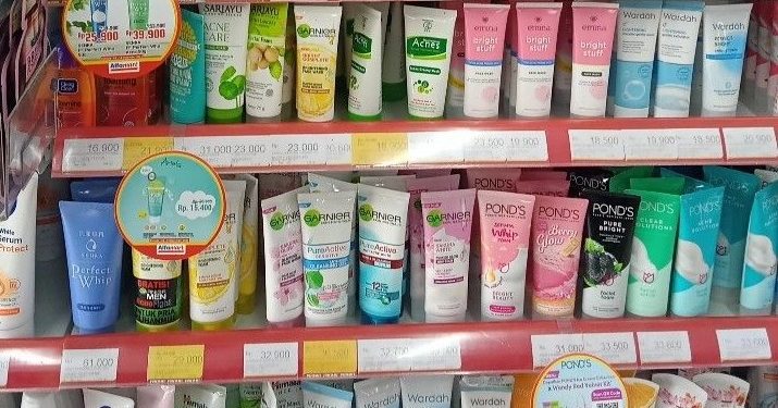 Ilustrasi face wash remaja. (Foto/Pinterest)