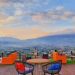 Rekomendasi cafe di Kota Batu dengan view skylight terbaik, tawarkan suasana unik dan pemandangan langit yang memukau. /Foto: Google Review Awang Awang Sky Lounge.