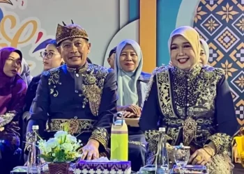 Mengenang sosok Hj Hanik Andriani Wahyu Hidayat (kanan), istri Wali Kota Malang, Wahyu Hidayat yang berpulang ke rahmatullah pada Kamis (20/11/2025) malam. /Foto: Tangkapan layar Instagram @pkkkotamalang