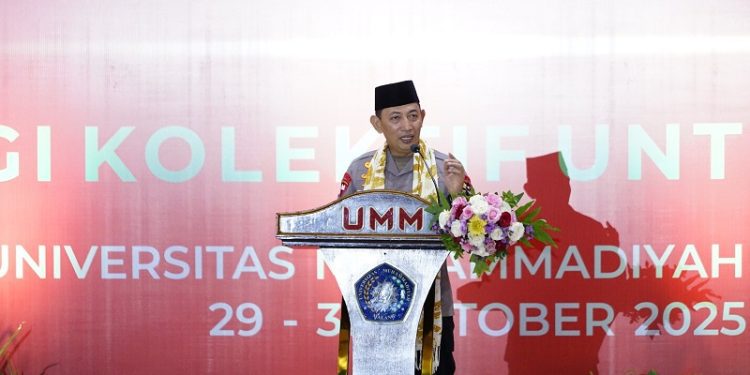 Kapolri Jenderal Polisi Listyo Sigit saat pemaparan di Tanwir XXXIII IMM di Malang. Foto: Azmy