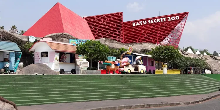 Batu Secret Zoo