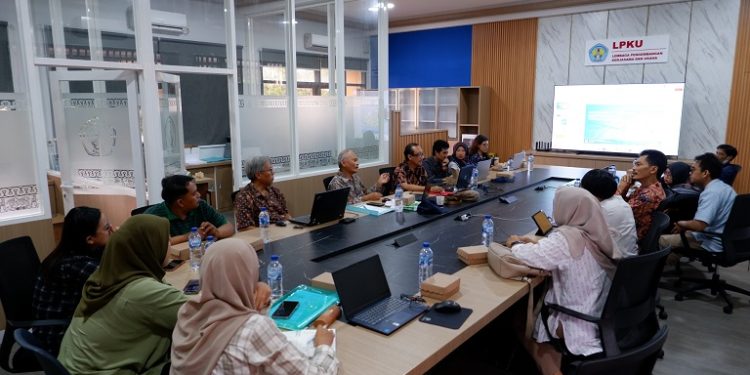 Rapat koordinasi ITN Malang dengan Pemkab Kediri. Foto/dok ITN Malang