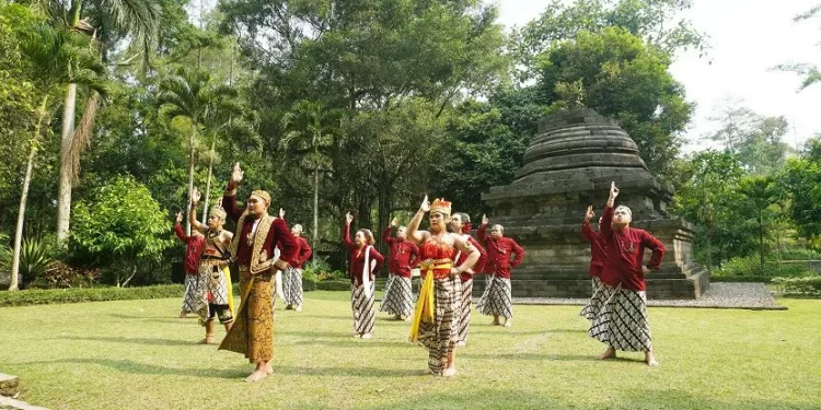 Pengambilan video klip Mirama Choir oleh Grand Mercure Malang Mirama. Foto/dok