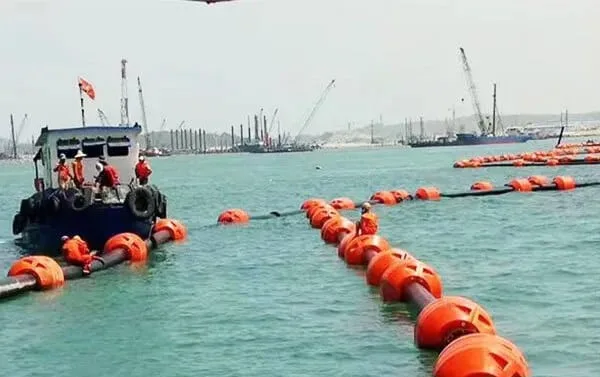 Produk MEGAFLOATER yang dipercaya untuk kegiatan perusahaan swasta maupun instansi pemerintah di bidang perairan. /Foto: Dok. Hildan Fathoni Indonesia.