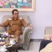Wali Kota Batu Nurochman saat beraudiensi soal komitmen kerja sama pembangunan instalasi PSEL. Foto: Prokopim KWB