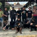 Terduga pelaku pengeroyokan bersajam di musik underground di Kota Batu saat diamankan di Mapolsek Batu. Foto: Istimewa