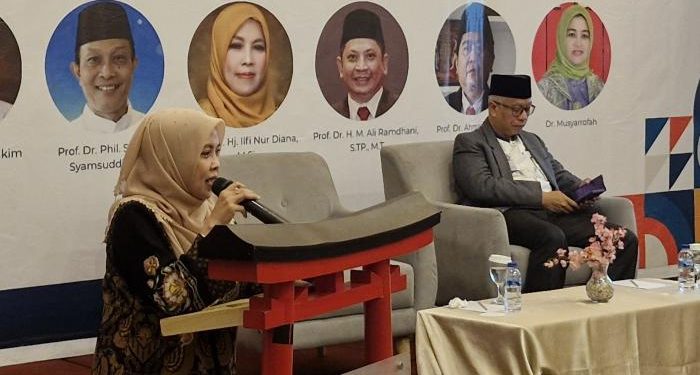 Rektor UIN Malang, Prof. Dr. Hj. Ilfi Nur Diana, M.Si tekankan moderasi beragama dan kepedulian lingkungan dalam acara penutupan ToT Moderasi Beragama. /Foto: Dok. UIN Malang.