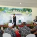 Wakil Gubernur Jatim, Emil Dardak memberikan sambutan dalam pembukaan Turnamen Golf Apersi Jatim di Malang. (Foto/M Sholeh)