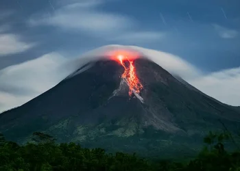 Gunung APi